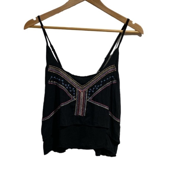 LF Native Rose black crop tiered Elsa top adjustable straps embroidered - Picture 7 of 7